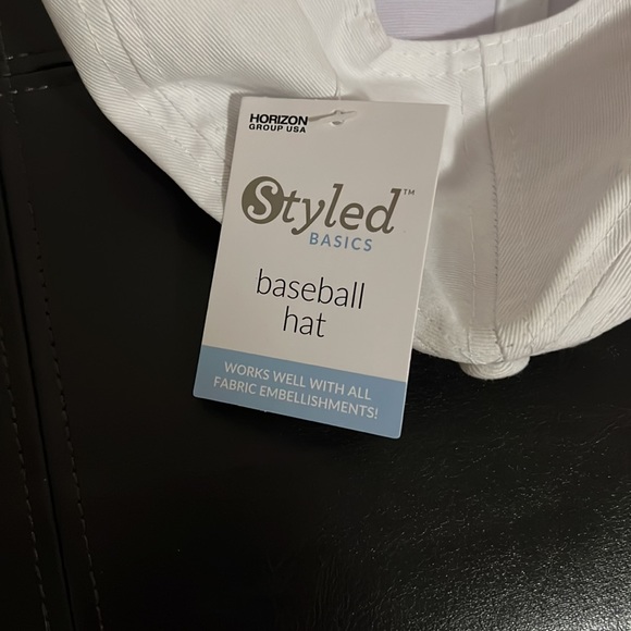 Paintable hat! - Picture 4 of 4